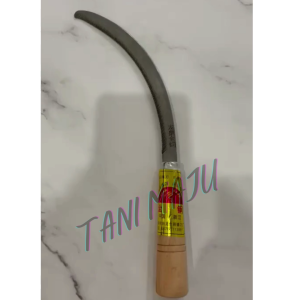 TANI MAJU / Pemegang Kayu Pisau Sabit Bergerigi / SABIT RUMPUT BATANG KAYU / MODEL 039