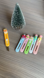 ZOOM มีดคัตเตอร์ คัตเตอร์จิ๋ว คัตเตอร์มินิ DIY ลายการ์ตูนน่ารัก (คละสี) ใบมีดคม ลายน่ารัก ตัดคม พกพาสะดวก ราคาถูกที่สุด! พร้อมส่ง