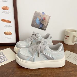 Womens Thick Bottom Breathable White Sneakers Fall Season New Style Chic Low Top Sporty Shoes Comfortable Rubber Sole