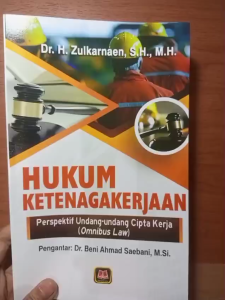 HUKUM KETENAGAKERJAAN (OMNIBUS LAW) - PUSTAKA SETIA