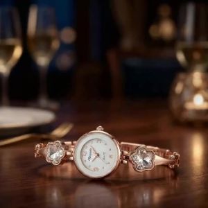 Elegant Womens Watches Light Luxury Brand Diamond Ladies Quartz Wristwatch Fashion Dress Female Clock Gift relogio feminino