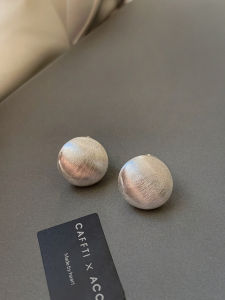 Retro Matte Silver round Earrings Womens High-end Luxury Simple Design High-end Feelings Ear Jewelry Fashionable Accessories