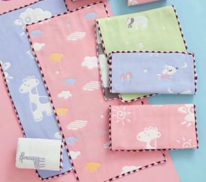 ( 3 PIECES ) Six Layer Towel Soft Muslin Baby Towel Gauze Towel Face towel Saliva towel Bath towel Sweat-absorbent towel Bibs Absorbent and Breathable Towel Student Towel Kids Towel Childrens towel Adult Towel