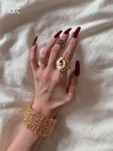 Gold Lace Ring Wide Version Unique Vintage Exaggerated Flower Pattern on Finger Ring Fashionable Jewelry for Women