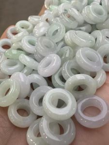 แหวนหยกแท้ธรรมชาติขนาด 13 มม รูปทรงกลม รูใหญ่ สำหรับงาน DIY ทำสร้อยห้อยประดับ เครื่องประดับแฟชั่น