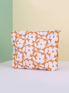 MAINUOJUJIA | Fresh and Large Capacity Portable Makeup Bag
