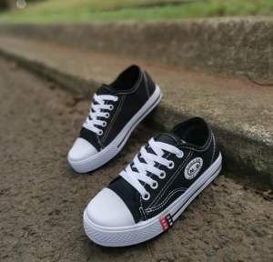 Terbaru//Sepatu Sekolah Anak Laki Laki Sepatu Anak Sekolah NB Tinggi Sepatu Sekolah Anak SD SMP