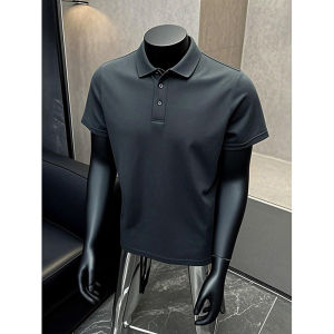 เสื้อโปโลผู้ชายแขนสั้นสีดำฤดูร้อน มีสไตล์ วัยผู้ใหญ่คอปกหนักเสื้อยืดลำลองแฟชั่น โพลีเอสเตอร์ ไฟเบอร์