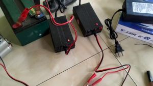 Sạc ắc quy 12v thông minh tự ngắt khi đầy 2A - 50A loại tốt