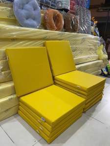 Nệm lót ghế. Da Simili lót ghế gỗ ngồi bệt ngồi chơi quán cà phê 30cmx30cm 40cmx40cm và 50cmx50cm dày 4cm đệm