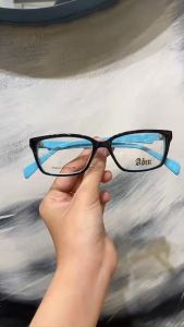 Gọng kính tr90 siêu nhẹ siêu bền thời trang Ouress dn6334