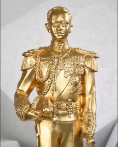 กรมหลวงชุมพรเขตอุดมศักดิ์ เสด็จเตี่ย สีทอง เสริมพลังบารมีและความมั่นคง ความสำเร็จ ของขวัญมงคล