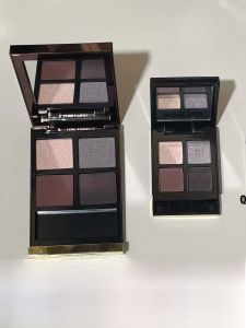 Limited Edition Christmas Four Color Eyeshadow Palette  Original Cut 27 31 44 42 40 30 Double Dare Your Beauty