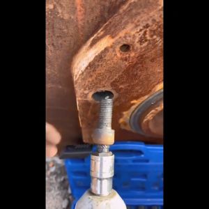 [READY STOCK]10pcs Screw Extractor Kit Alloy Steel Damaged Screw Remover Set Metal Easy Out Drill Bits Broken Bolt Stud Remover Multi-Spline Screw Extractor Set