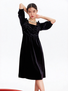 Vero Moda | Velvet 3D Ruffle Design Dress