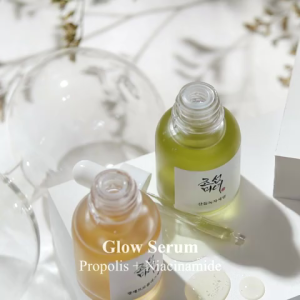 Beauty of Joseon Glow Serum : Propolis+Niacinamide 30ml proplis extract is effective for hydrating the skin improving inflammed skin.