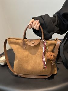 Fashionable Commuter Womens Tote Bag 2024 New Large Capacity Single Shoulder Crossbody Bag Handbag Stylish Handbag