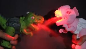 ปืนสเปรย์ไฟฟ้าไดโนเสาร์ ขนาดเล็ก มีเสียง มีไฟ ของเล่นเด็ก ของขวัญสำหรับเด็ก