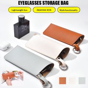 กระเป๋าใส่แว่นตาหนังแบบพกพา กระเป๋าใส่แว่นตาหนังนิ่มแบบป้องกัน พร้อมพวงกุญแจ กระเป๋าแขวนแว่นตาแบบสะดวก