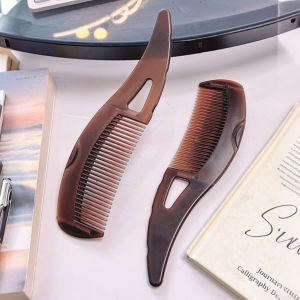 C.B.【Ready in Stock】 Massage Comb Anti-Static Anti Tangling Hair Brush Press Anti-dandruff Styling Comb