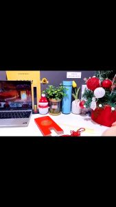 [ HÀNG LOẠI 1 ] Bao Lì Xì Hình Quạt Năm Mới 2024 in nổi phủ ánh kim giấy C150 cứng cáp Màu Đỏ độc lạ bắt mắt