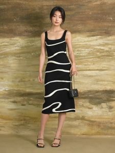 long Printed dress for woman  Round Neck Basic Spaghetti  Bodycon  A-line Suspender Black Knit Slip Dress F1198