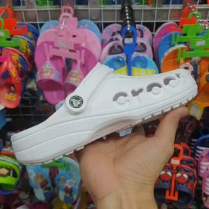 //Buy1pair Free 2 Jibbitzs=50฿// Crocs Classic Clog (6 Colours)  รองเท้าแตะผู้หญิ่ง&ผู้ชาย  รองเท้าผู้หญิงแบบรัดส้น รองเท้าแตะลำลอง รองเท้าครอส์ รองเท้าเผื่อสุขภา