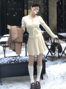 College Style Knitted Dress Set Womens Autumn 2025 New Small Size Miu System Matching Whole Set Fashionable Casual Wear