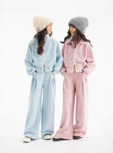 LOVESASAKIDS | Color Blocked Zippered Sweatshirt and Loose Fit Trousers Set