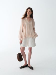 epoque de rueen | Glossy Silk Loose V-Neck Slimming Drape Shirt