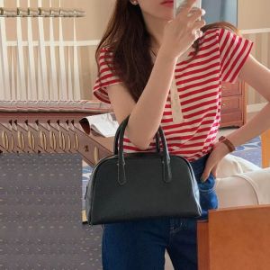 Retro American Black White Stripes Short Sleeve T Shirt Women Summer 2026 New Design Sensation Niche Inner Wear Short Top
