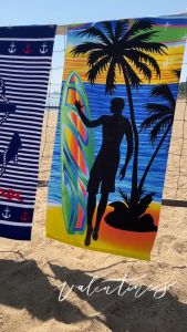 Extra-Large Antibacterial Bath Towel: A Comfortable & Quick-Drying Beach Accessory