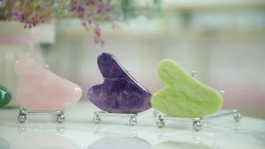 Guasha Massage Natural Stone Jade Scraper Facial Gua Sha SPA Neck Massager for Face Lifting Wrinkle Remover Beauty Healty Tool