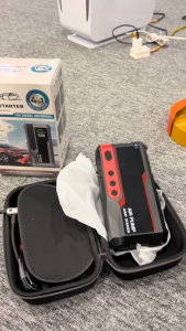 Kích Bình Kiêm Bơm Lốp Ô Tô Đa Năng mã Q21  16000mah 4 trong 1 - Việt Bắc Car Store