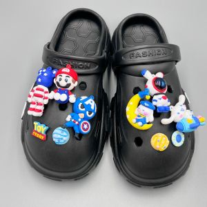 Crocs Jibbitz Charms Shoe Buckle Cute 3D Sanrio Cartoon Mario Captain America Decoration Detachable Shoe Buckle for Crocs