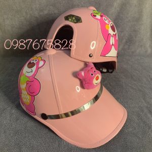 🍄 HOTTREND 🍄Nón bảo hiểm kết gấu dâu màu trắng gấu nổi gấu xinh xinh