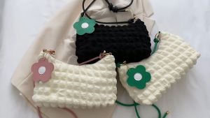 ถุงู๊าฟ้า กระเป๋าสะพายไหล่ กระเป๋าหญิงอารมณ์อินเทรนด์ กระเป๋าใต้วงแขนพับแบบลำลอง กระเป๋าน่ารัก