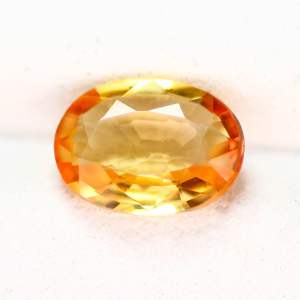 2.05 cts(การัต) บุษราคัม เเท้  พลอยแท้. Natural Yellow Sapphire  | UH-0005 | 3699฿