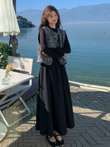 Black Fashionable Womens Three-Piece Set Sleeveless Top Vest Mini Skirt Elegant A-Line Autumn New Style Chinese Style