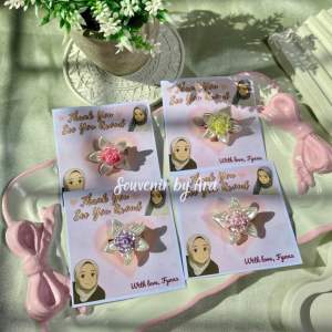 (Isi 50 pcs) Paket Souvenir Bross Kelopak Bunga Mawar/Souvenir Wedding Premium Murah Favorit/Souvenir Bross