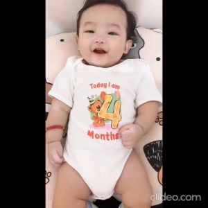 Discover the Cutest Bear Onesies for Baby Boys & Girls: Monthly Milestone Onesies from 1 Month to 12 Months