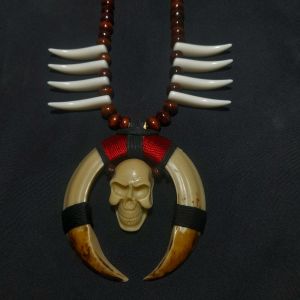 Kalung Etnik Tengkorak Replika Antik Kalung Taring Khas Dayak Pria Wanita