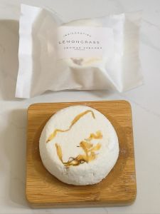 Aromatic Shower Steamer l Scented Tablets l  Christmas Gift set⛄ 🎁 🎄l Wedding l Birthday gift set| Anniversary| Shower steamer tablets ( Lavender / Eucalyptus/ Rose geranium/ Lemongrass) | No bathtub 🛁 needed ( only pure essential oi) Bath and wellness