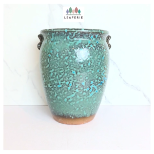 The Leaferie Oro tall plant pots. flowerpot . flowerpots . flower pot . planter . planters . Ceramic