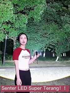 Senter LED Super Terang Jarak Jauh Anti Air Senter/ LED 90000 Lumens /Original USB C Rechargeable Zoom Flashlight/with Baterai