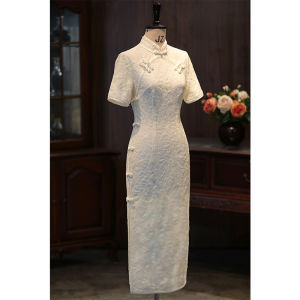 สไตล์จีนใหม่ ชุดกี่เพ้า รุ่นหนุ่ม Morning Robe งานแต่งงาน เดรส สําหรับ Registry แขนสั้นลูกปัดต่ํา ผ่าชาย สีบริสุทธิ์ ชุดราตรี