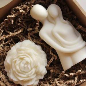 A&H Luxe Candle Vase & Tray Décor Set – Handmade Soy Wax Candle with Elegant Display Tray