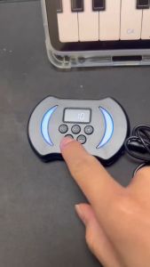 Auto screen clicker devices for phone automatic screen tapper Tiktok Controller G40 smart auto tap screen clicker for phonepad auto live stream like 199 level adjustment speed Car Clicker - Lazada