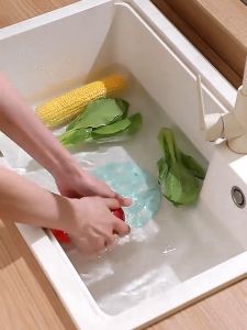 [จัดส่งจากกรุงเทพ]จุกปิดท่อระบายน้ํา แผ่นรองซิลิโคนกันกลิ่น ฝาครอบท่อระบายน้ำซิลิโคน ฝาครอบท่อระบายน้ํา กันแมลง อุปกรณ์เสริม สําหรับห้องน้ํา ห้องครัว