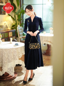 Elegant Velvet V-Neck Midi Dress Womens New Autumn Winter Fashion Fitted A-Line Gown Elegant Simple Solid Color Wedding Dress